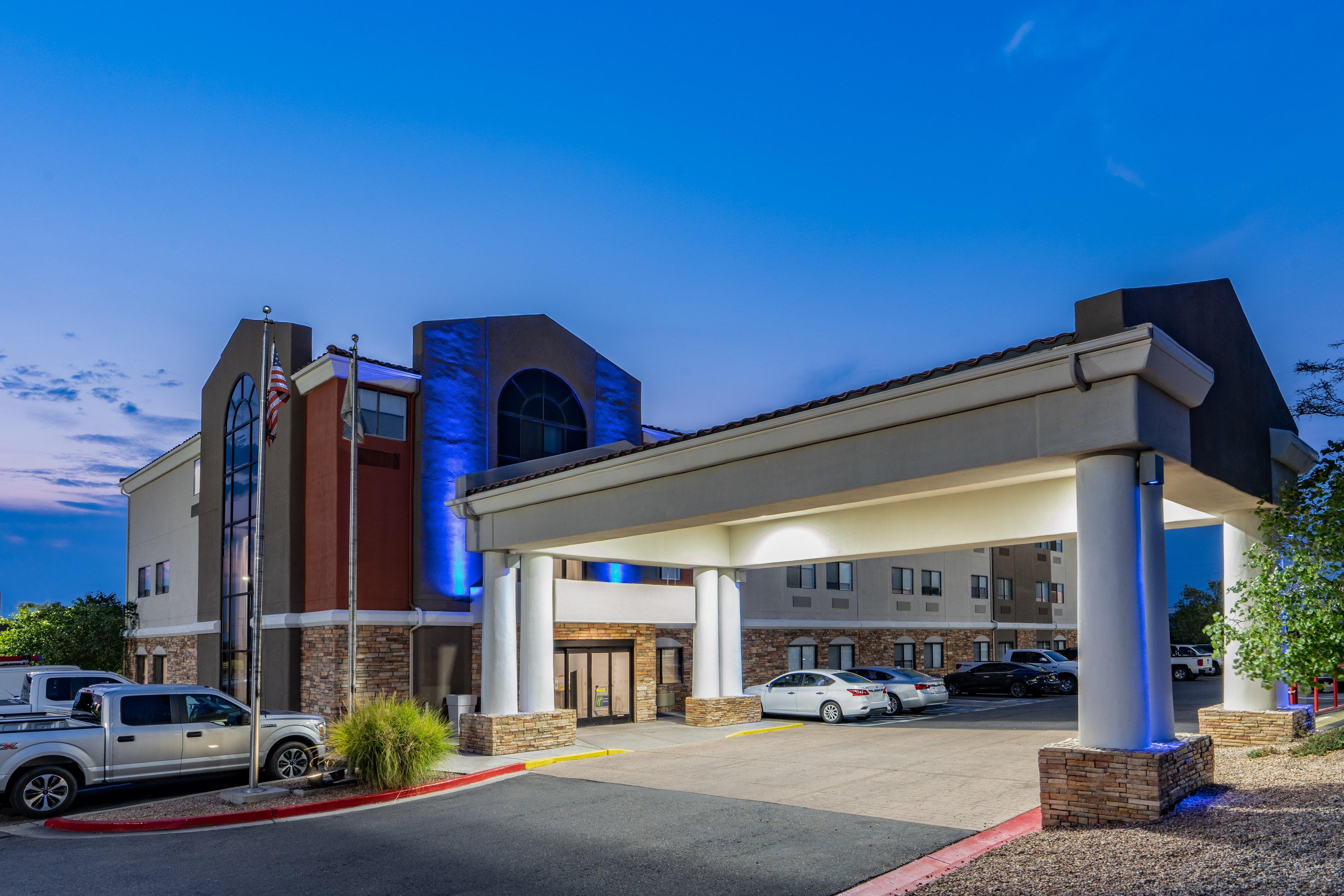 Holiday Inn Express Hotel & Suites Albuquerque - North Balloon Fiesta Park By Ihg Dış mekan fotoğraf
