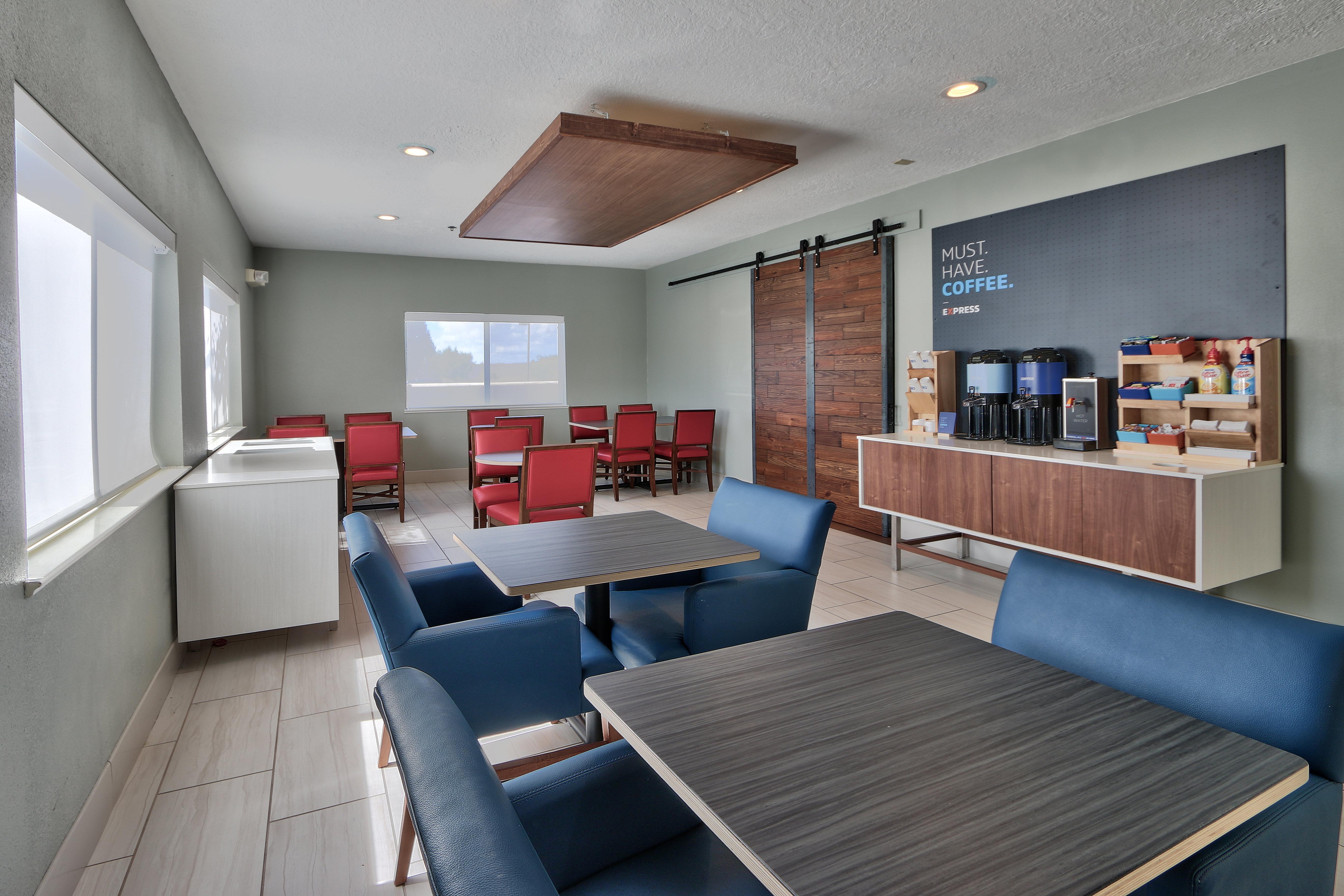 Holiday Inn Express Hotel & Suites Albuquerque - North Balloon Fiesta Park By Ihg Dış mekan fotoğraf